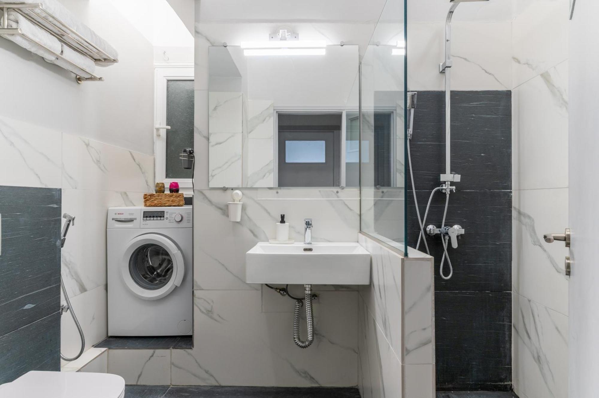 The Omonoia Modern, 3Bd Apartment Atenas Exterior foto